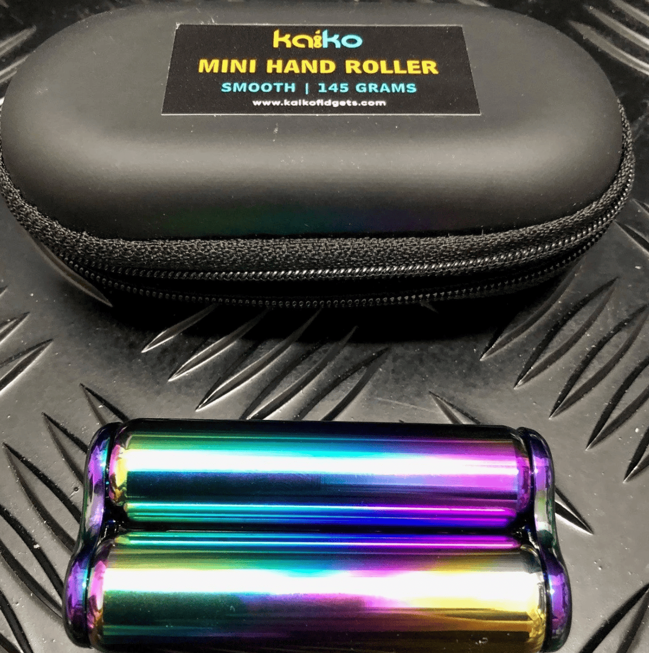 Mini Hand Roller Oil Slick Smooth