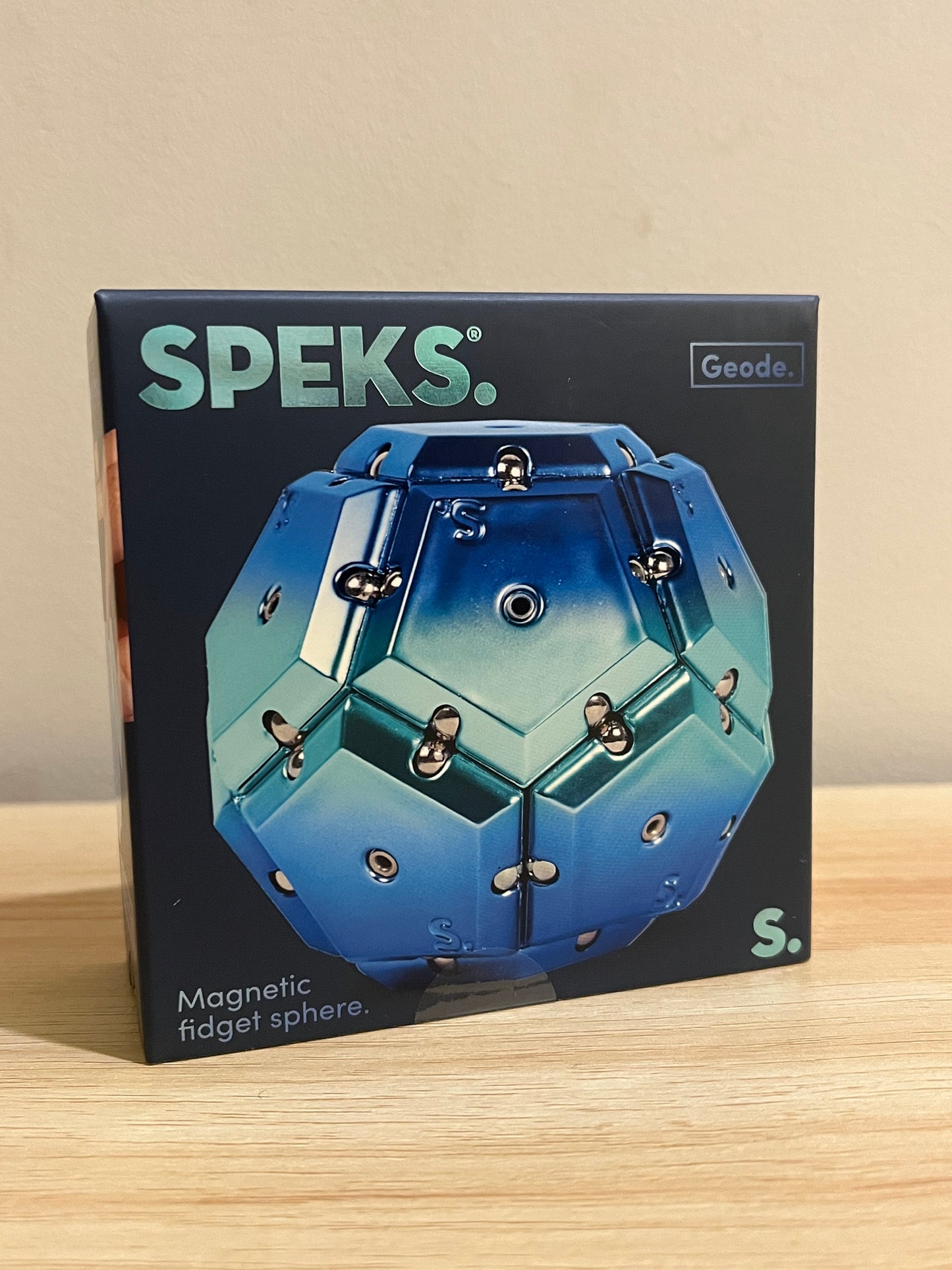 Speks Geode Fidget Sphere