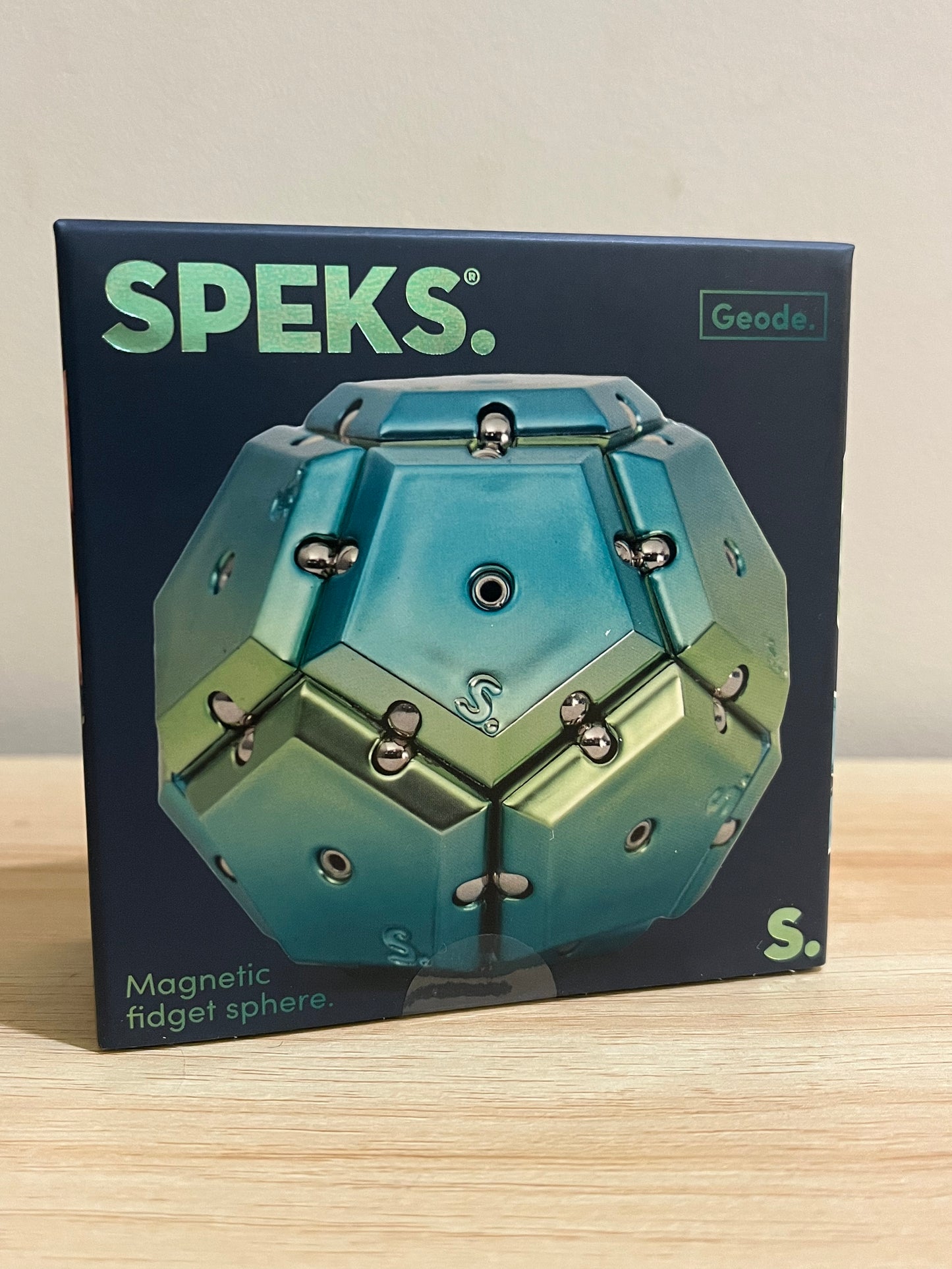 Speks Geode Fidget Sphere