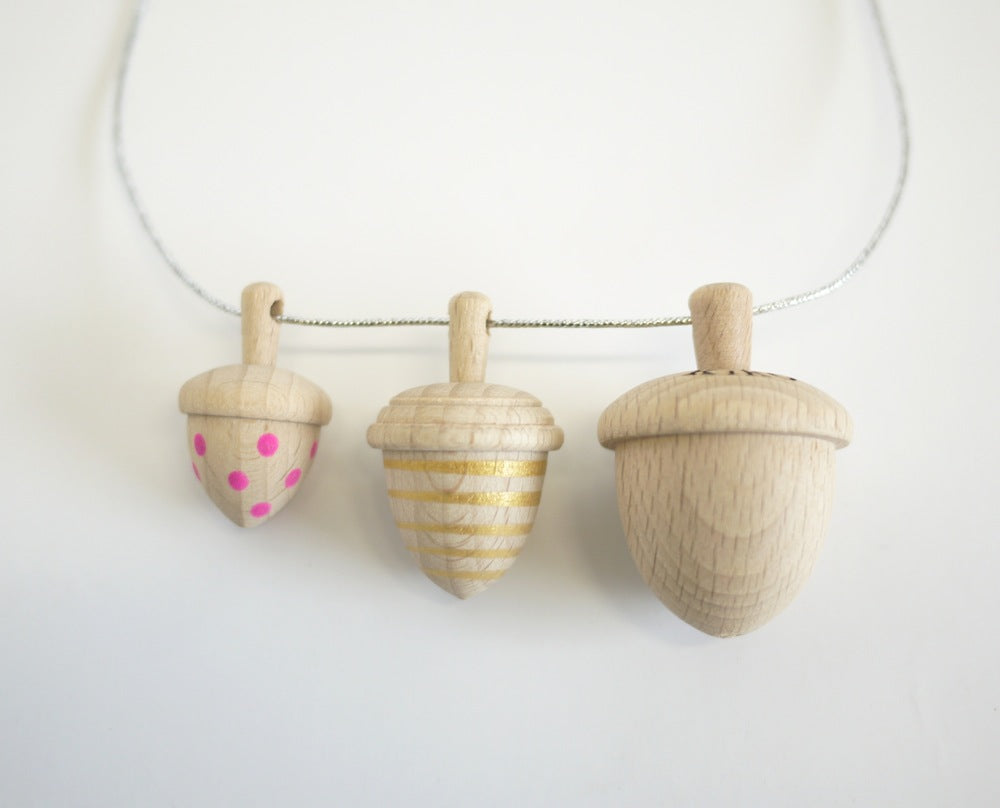 Acorn Spinning Top