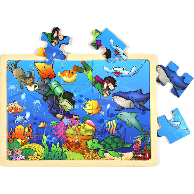 Happy Diving Wood Puzzle
