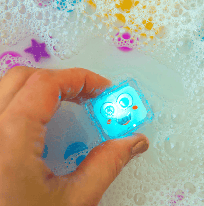 Glo Pal Light Up Cube Blair (Blue)