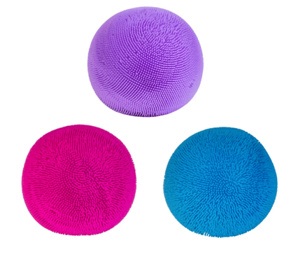 Smooshos colour change furry ball