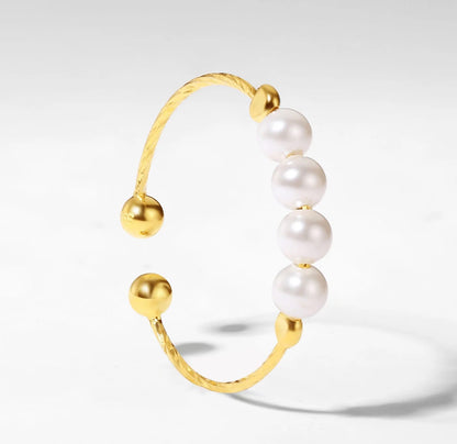 Pearl Rotating Worry Ring