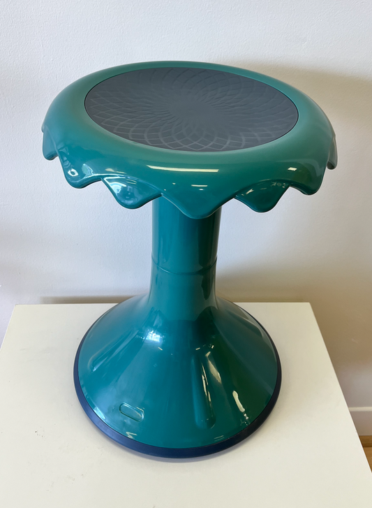 Wriggle Stool
