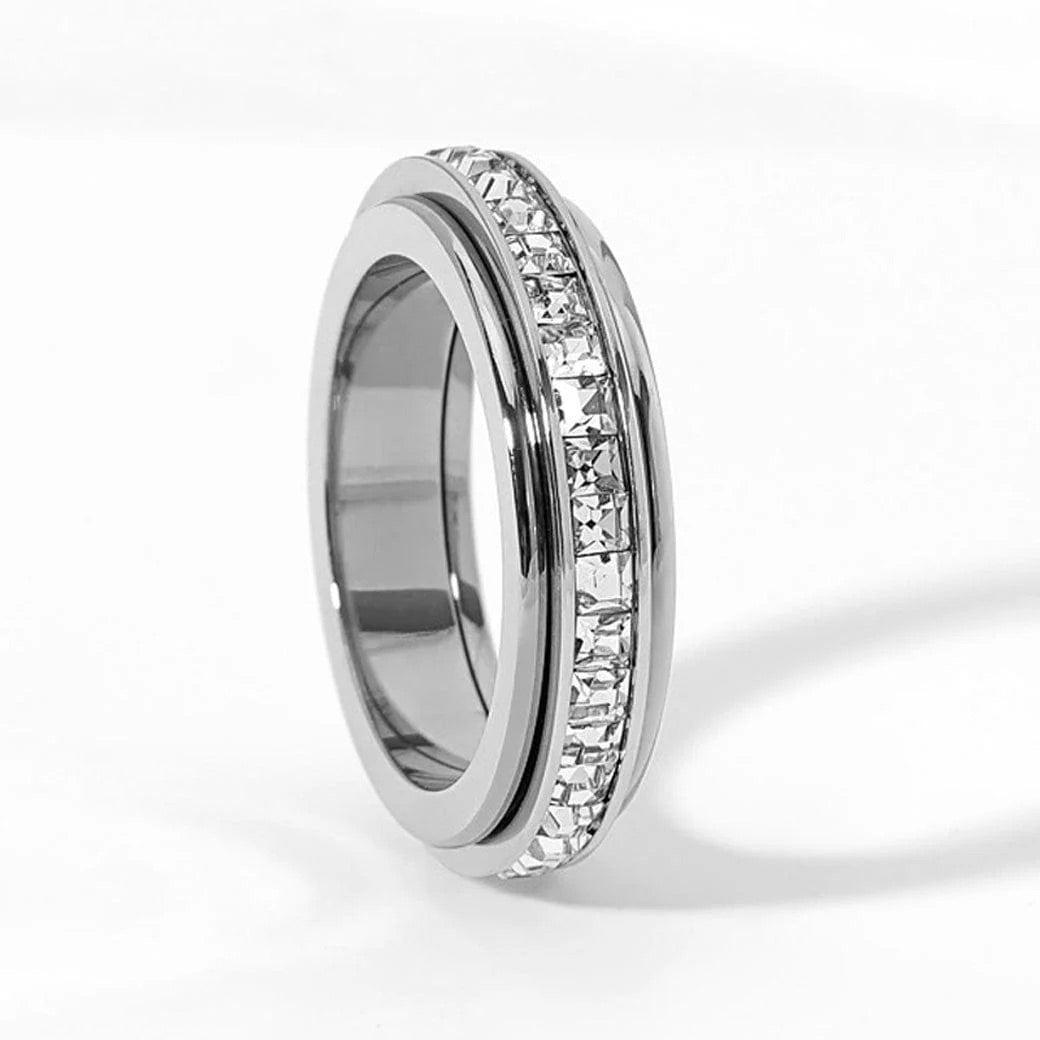 Elevate Rotating Worry Ring