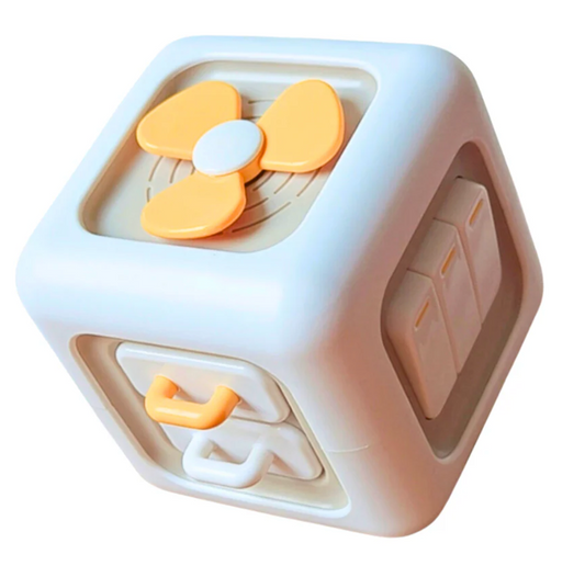 Activity Cube by Uulzzor